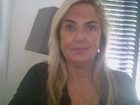 Charmant Sexy and very naughty So come and try me.