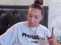 I can be the Domme of your dreams or of your nightmares. Even if you are a beginner or a connoisseur when it comes to submitting, don