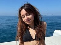 naked cam chat AinsleyAle