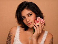 hot girl AlexiaBanner