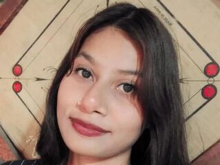 masturbating webcamgirl AlijhaLucas