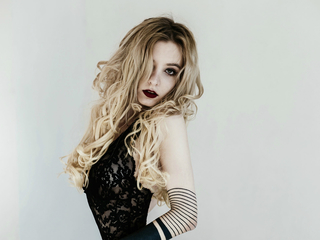 beautiful girl webcam AngelikaMoebius