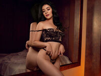 cam girl playing with vibrator IvonnyCharm