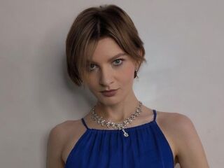 masturbating webcam girl KarinaBiz