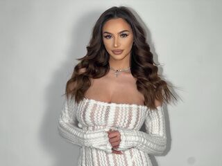 nude cam picture LisaLogan