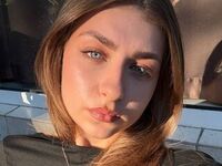 camgirl masturbating with sextoy MargeEgeland
