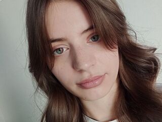 camgirl playing with sex toy SerenaWempa