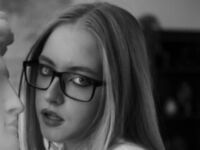 naughty video chat SheliaEdwards