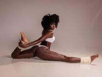 nude webcamgirl YaraDavis
