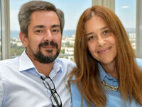 naked cam girl fucking stranger AlexeSofia