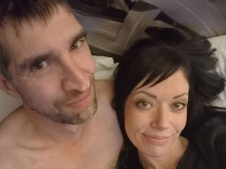 couple bedroom sex webcam Justinandamber