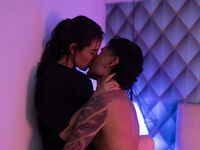 live sex webcam show MiaAndAaron