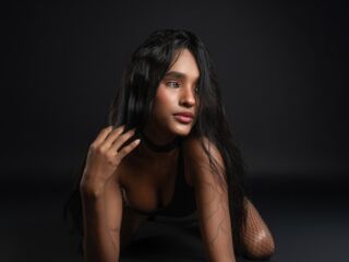 bizarre cam show AlessiaThomsen