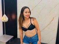 webcamgirl latex cam IsabelaAdans