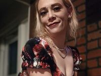 girl slave web cam SundayJane