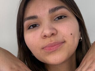 sexy cam AdriaKunstlinger