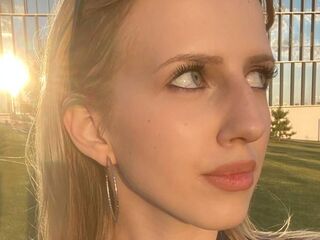 chat room free AishaSpringstead