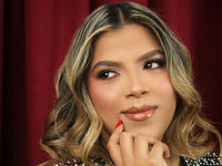 topless cam girl AishaTaylorr