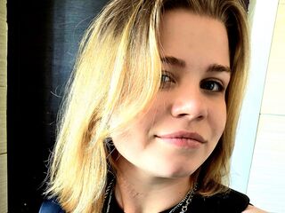 beautiful webcamgirl Alexacore