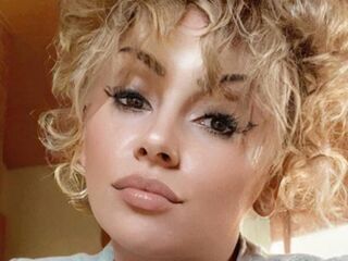 naked camgirl photo AlexisGray
