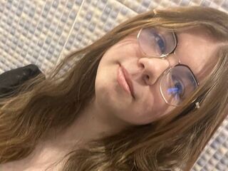 hot cam girl AminaBlooms