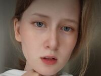 cam girl masturbating with dildo AmyCollege