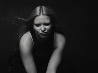 free livecam AngellaMaulin