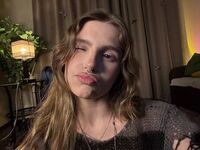 cam slut chat AnyaCarbaugh