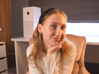 chat room live webcam AvaRedgate