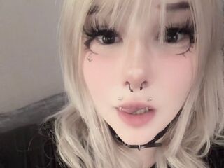 camgirl playing with sex toy BillyeRom