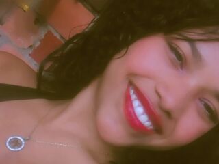 webcam girl BrianaMarin