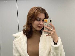 camslut fingering wet pussy BrynnMeury