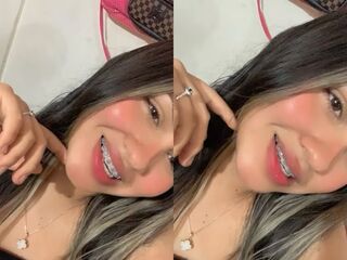 girl chat room CamilaFezz