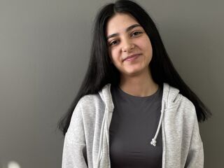 camgirl masturbating with dildo CarolOgeen