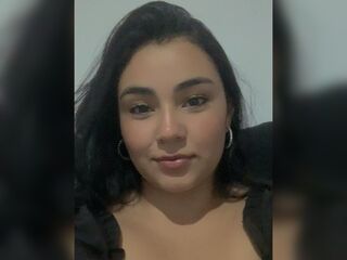 hot cam girl fingering shaved pussy CattalinaOwens