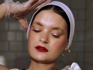 naked cam girl photo CeolaBurzynski