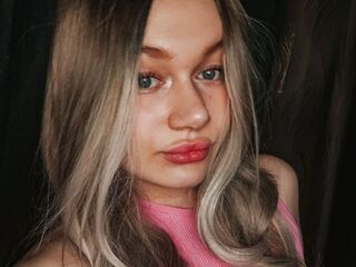 cam girl showing pussy CirillaAkerman