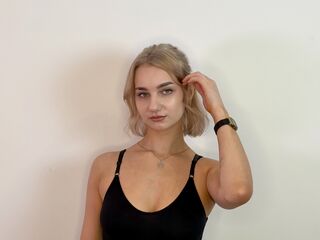 teaser cam CleoHarringtons