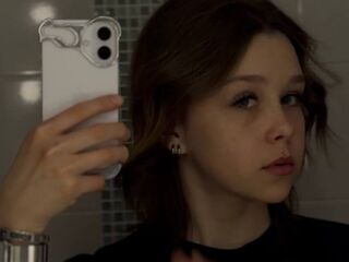 cam girl showing pussy CorieDemagastris