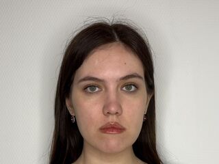 camslut masturbating CristaCarpentier