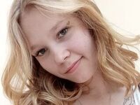 camslut topless DainePostema
