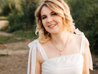 real live cam DemetriceAkpan