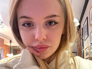 cam girl showing pussy DevonaBradner