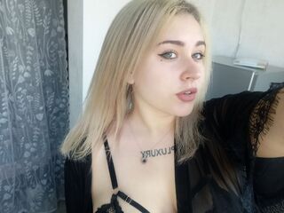 hardcore cam DinahSalimas