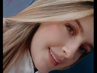 naked webcam girl masturbating DioneKises