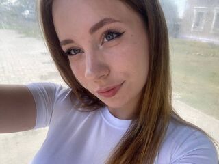 nude camgirl picture ElowenStar