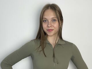 cam girl masturbating with dildo ElviaSix