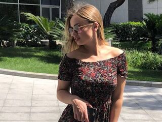 free jasmin livecam EmileeBeyale