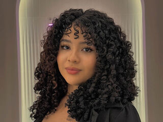 naked camgirl photo EmilyJey