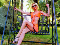 girl topless chat GloriyaWhite